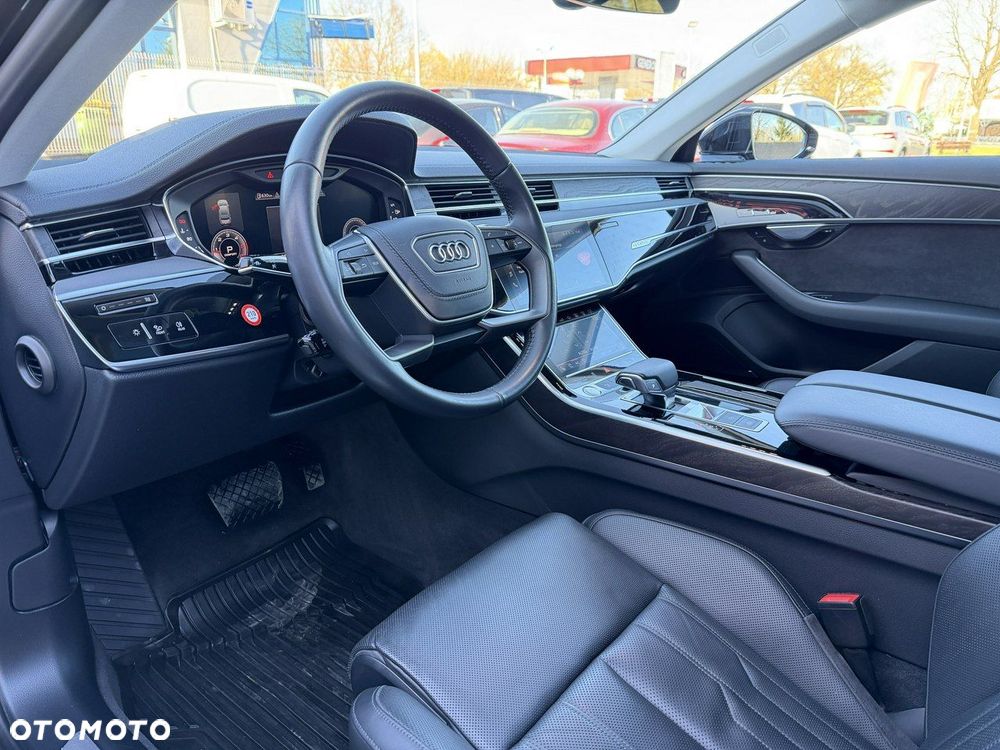 Audi A8 - 16
