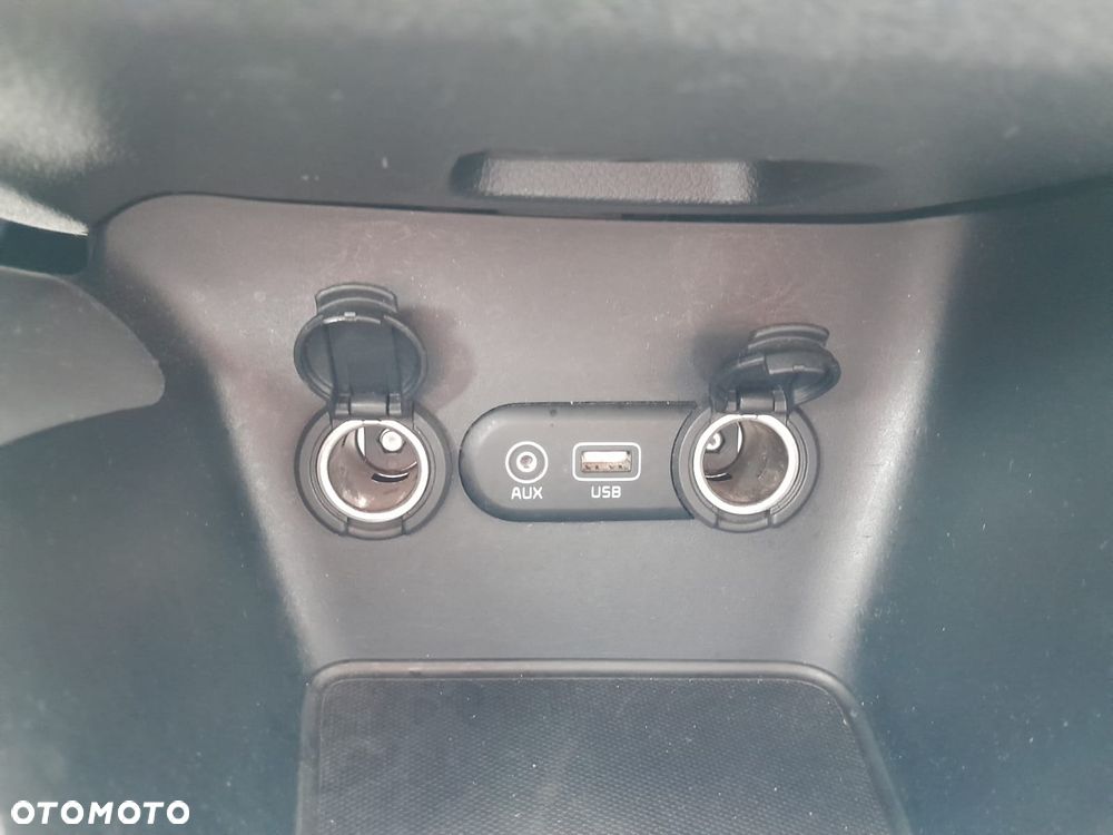 Kia Ceed 1.4 CRDi S - 32