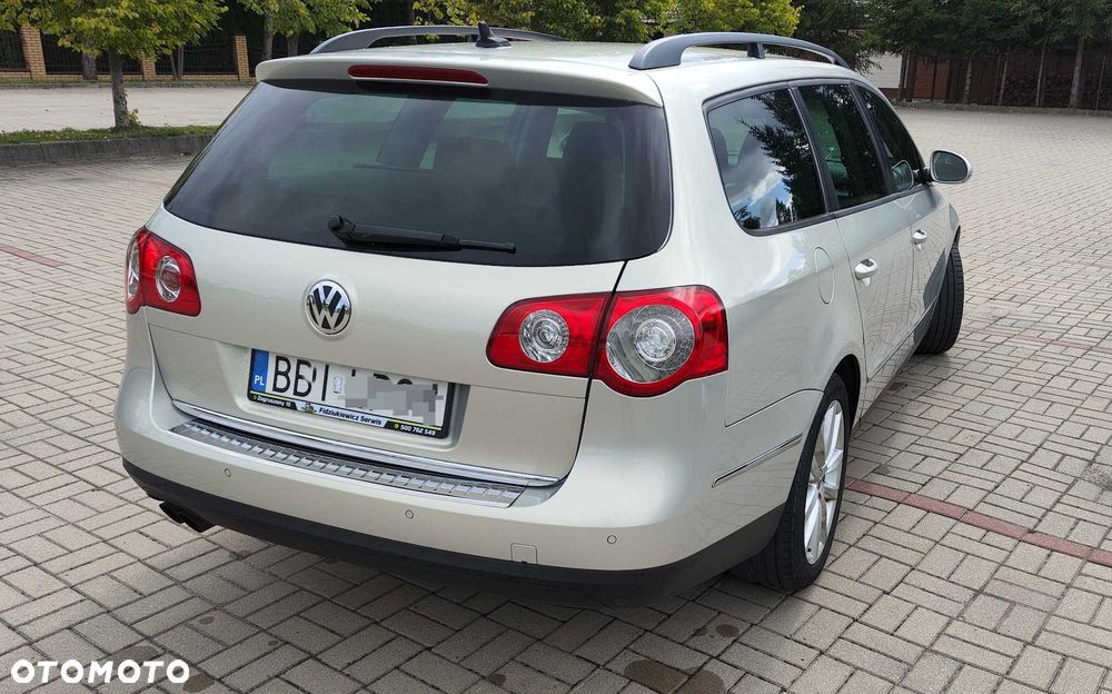 Volkswagen Passat - 2