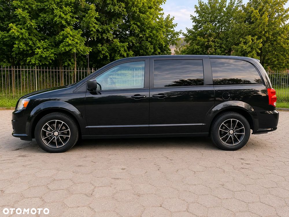 Dodge Grand Caravan 3.6 R/T - 4