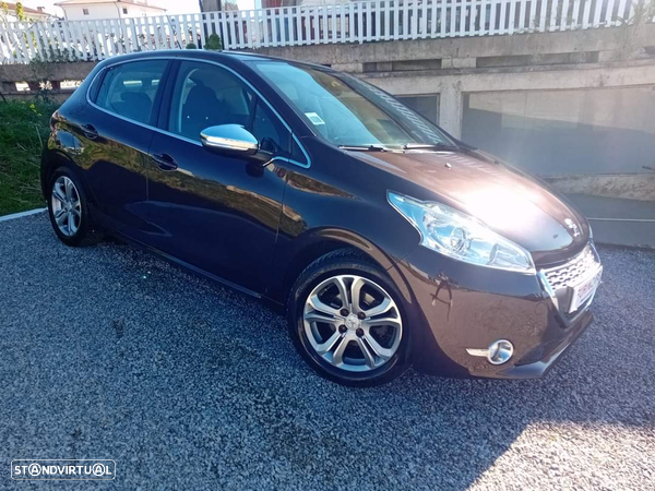 Peugeot 208 E-HDi FAP 92 Stop&Start Allure