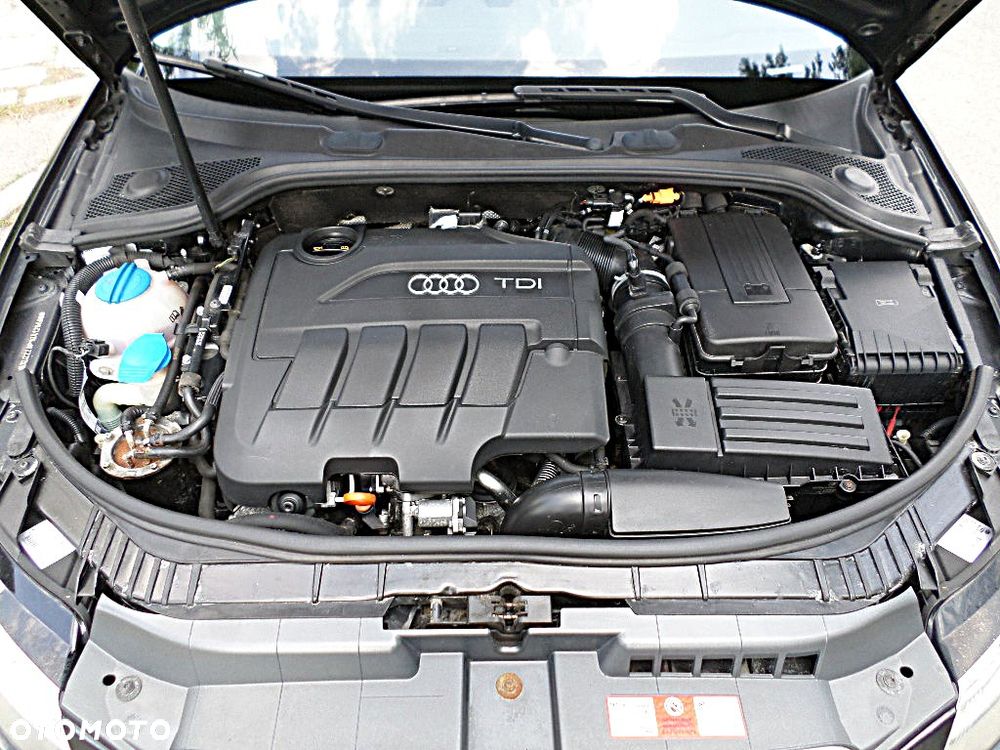 Audi A3 Sportback 2.0 TDI DPF Ambiente - 32
