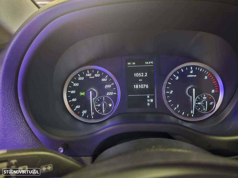 Mercedes-Benz Vito Misto Longa Aut. PRO - 32