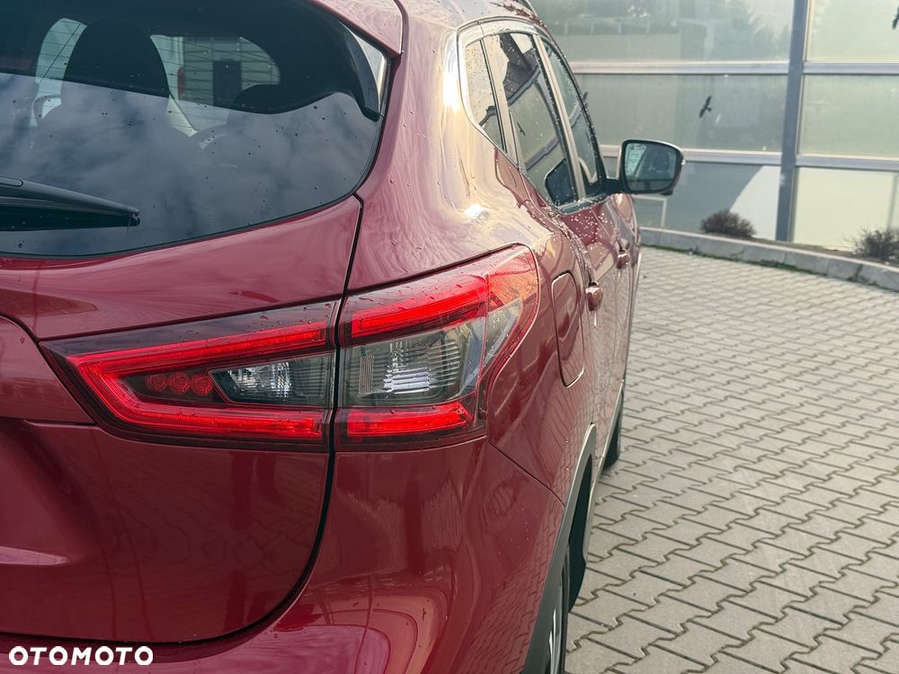 Nissan Qashqai 1.6 DCi 4x4 N-Connecta - 13