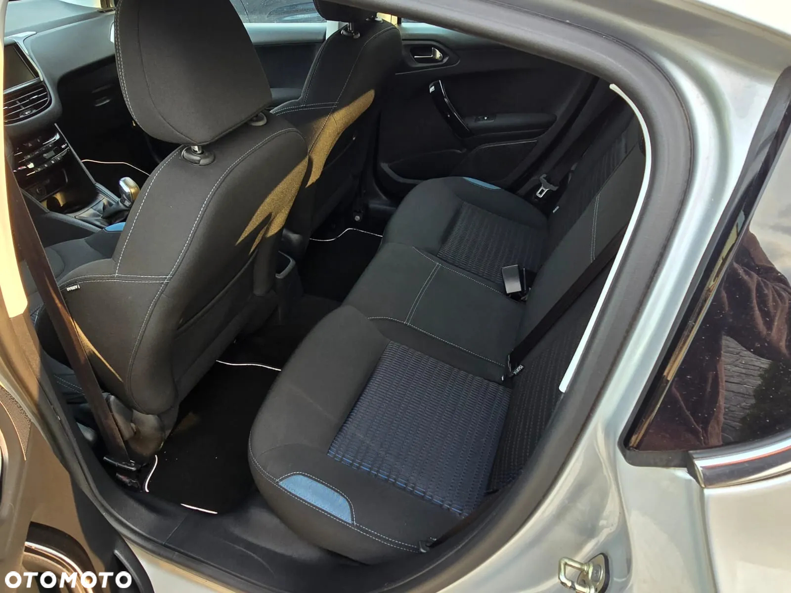 Peugeot 208 PureTech 82 Urban Move - 10
