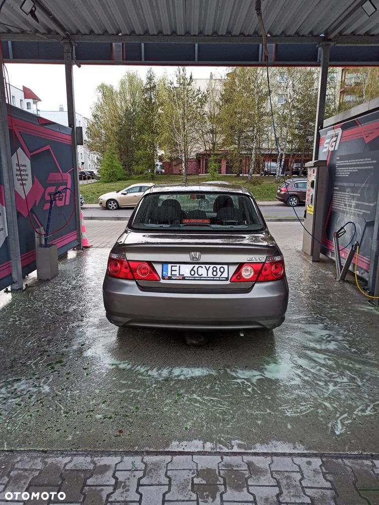 Honda City 1.4 Comfort - 6