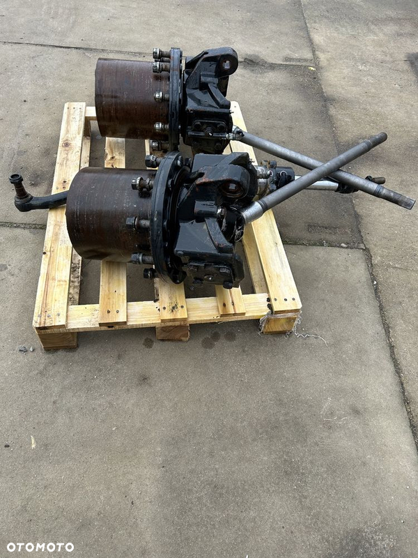 CAT 316 D zwolnica ZF mostu MS-E3060 do koparki