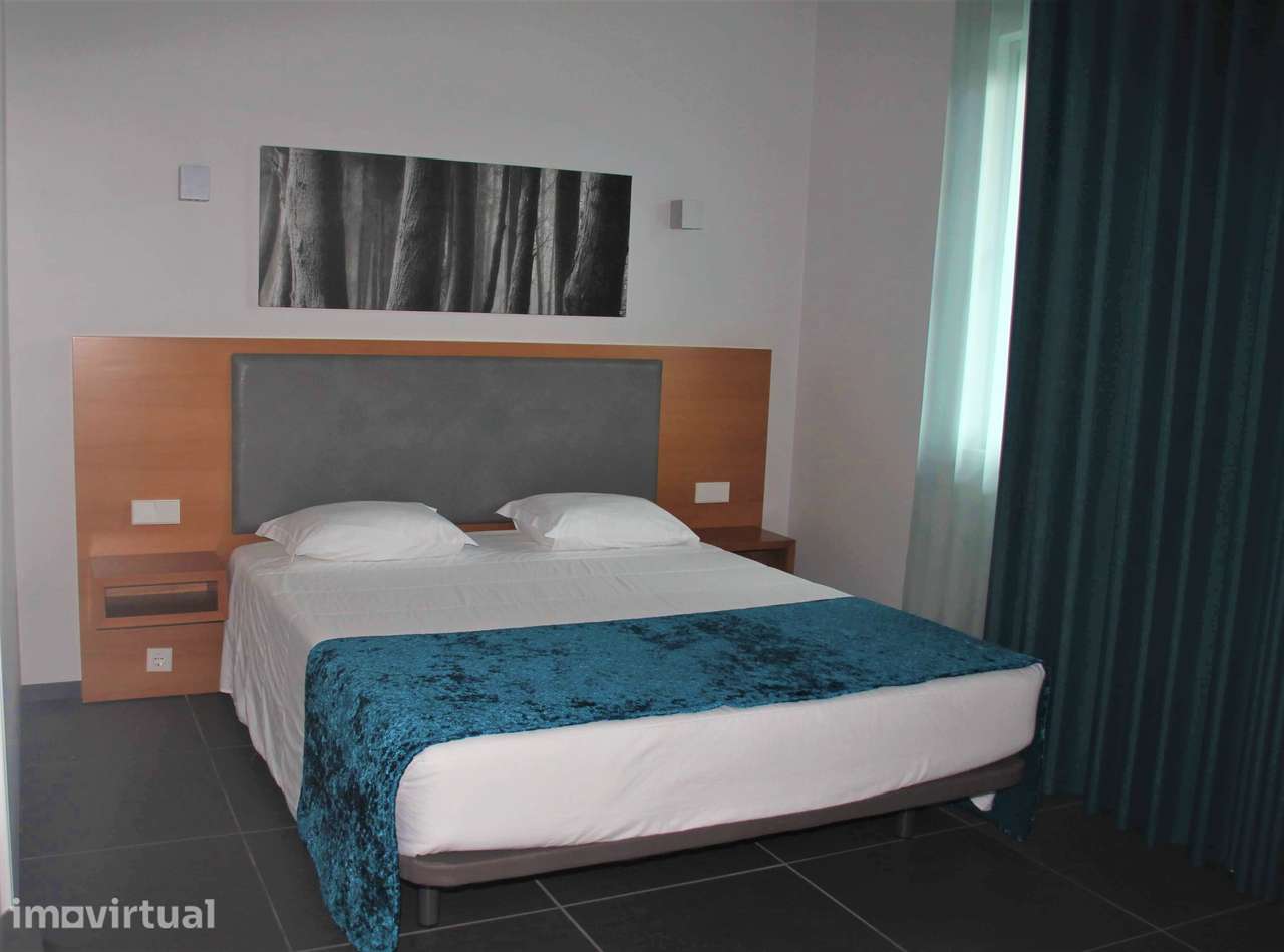 Apartamento T2  com 70m² + 1 varanda 10m². - Grande imagem: 2/14