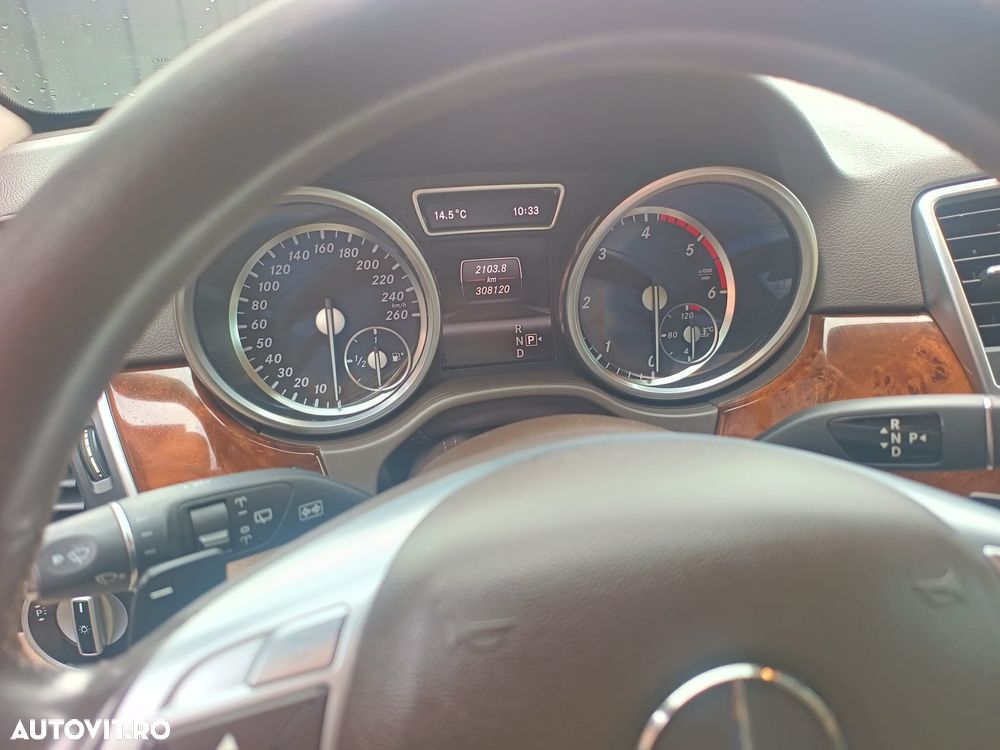 Mercedes-Benz ML 350 BlueTEC 4MATIC 7G-TRONIC - 9