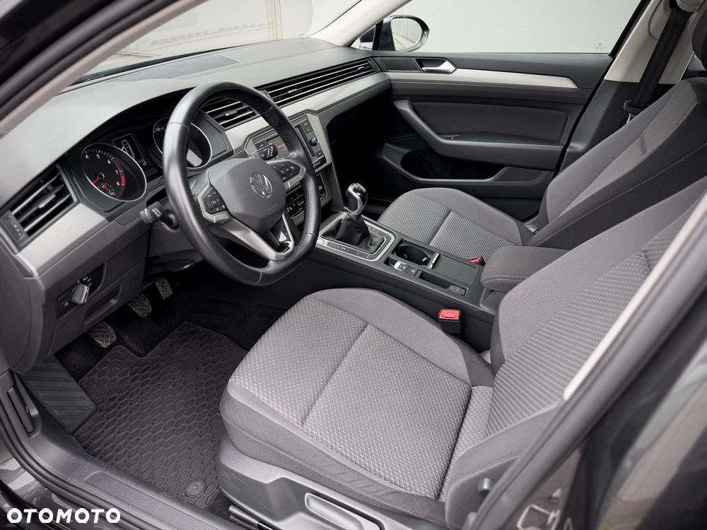 Volkswagen Passat 1.5 TSI EVO Business - 39