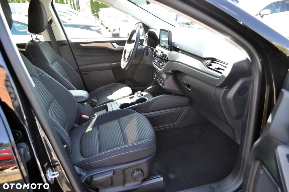 Ford Kuga - 20