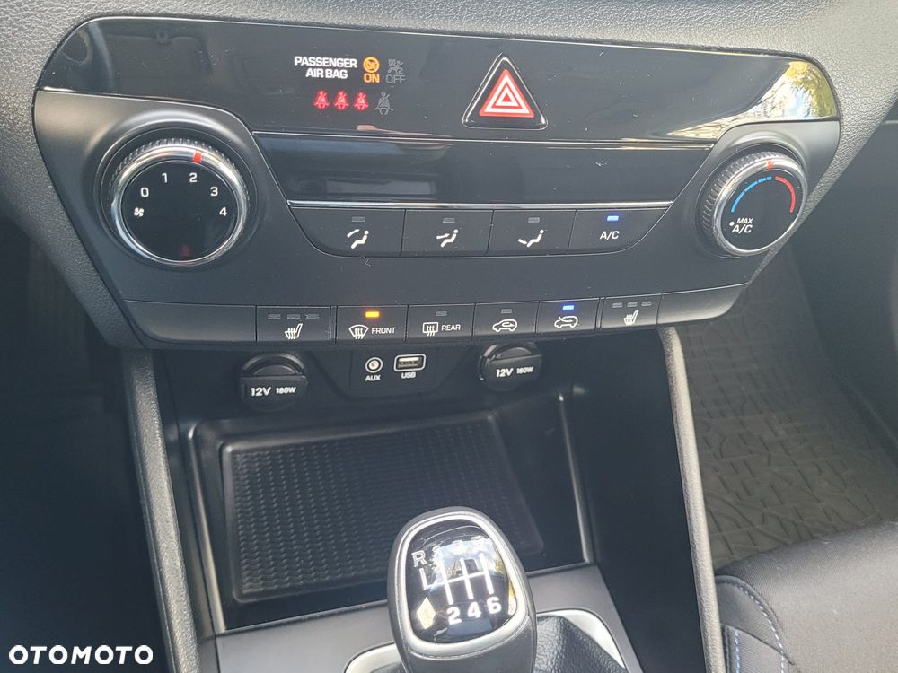 Hyundai Tucson 1.6 Turbo 2WD Navi - 28