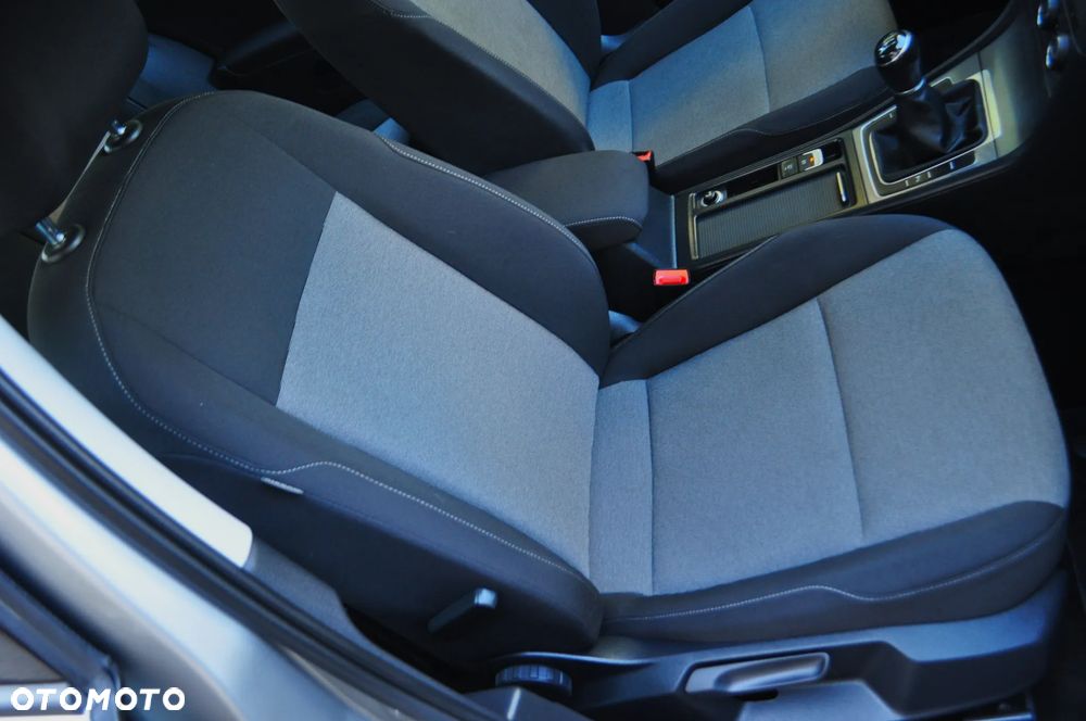 Volkswagen Golf 1.2 TSI BlueMotion Technology Trendline - 26