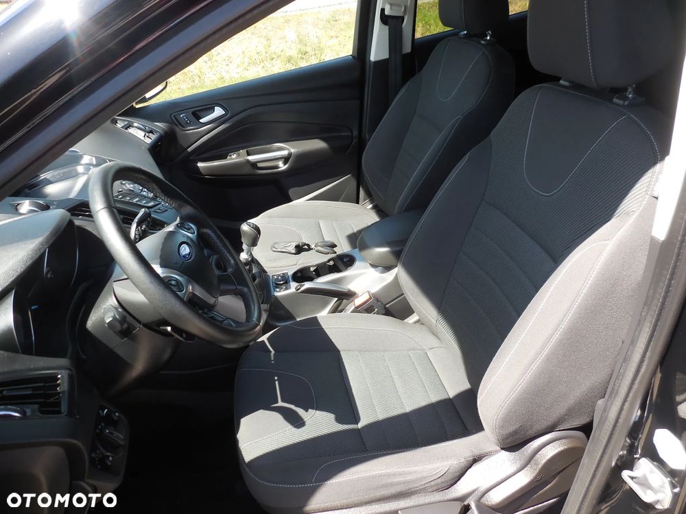 Ford Kuga - 18
