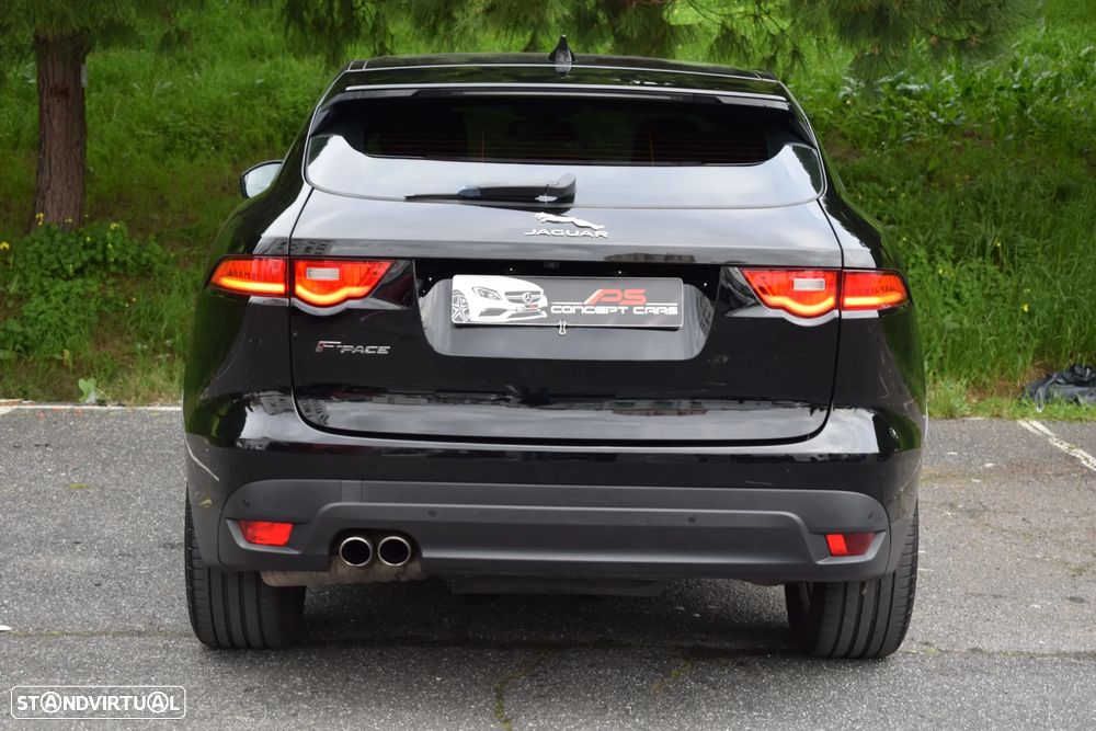 Jaguar F-Pace 2.0 i4D Prestige - 17