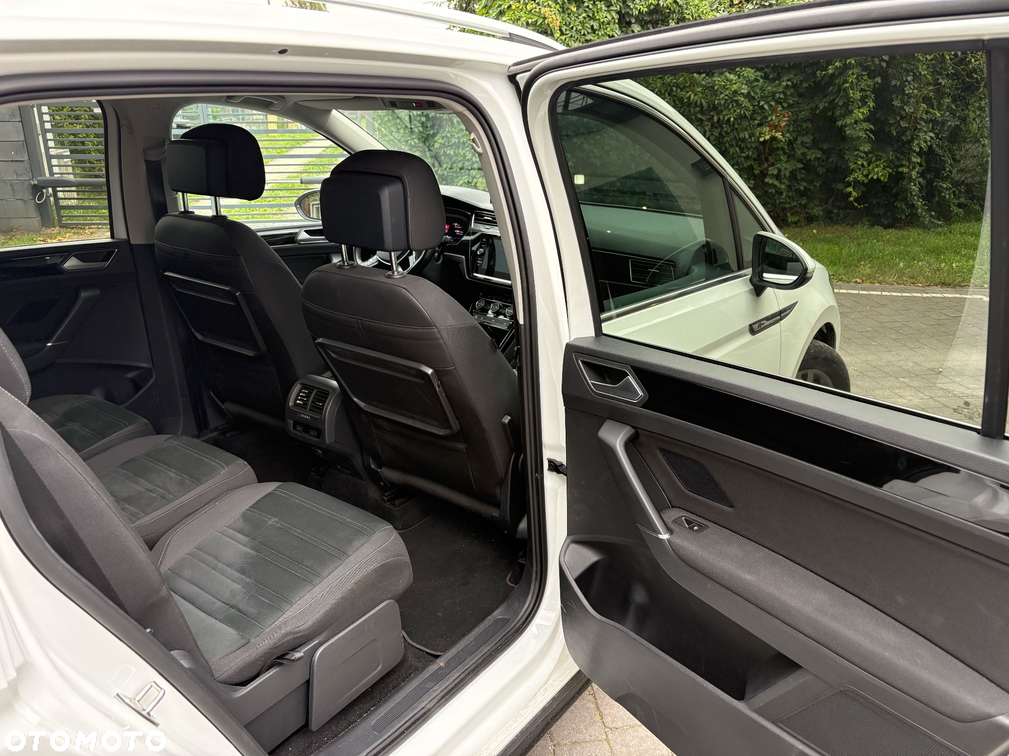 Volkswagen Touran 1.5 TSI EVO Highline DSG - 5
