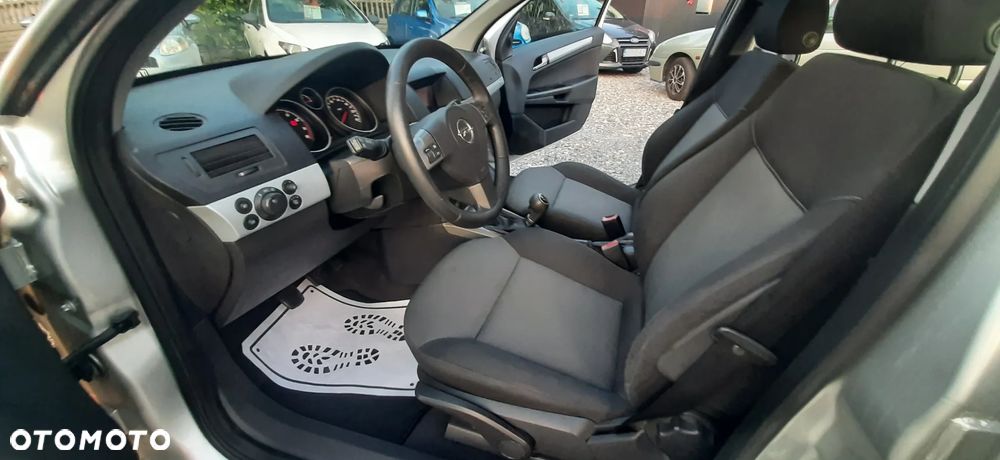 Opel Astra - 27