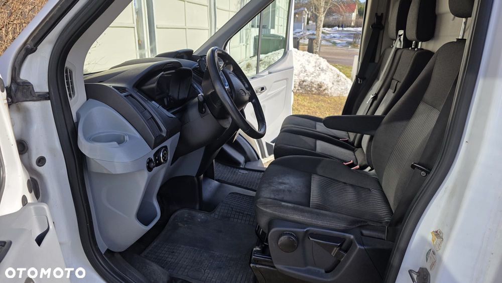 Ford Transit - 11