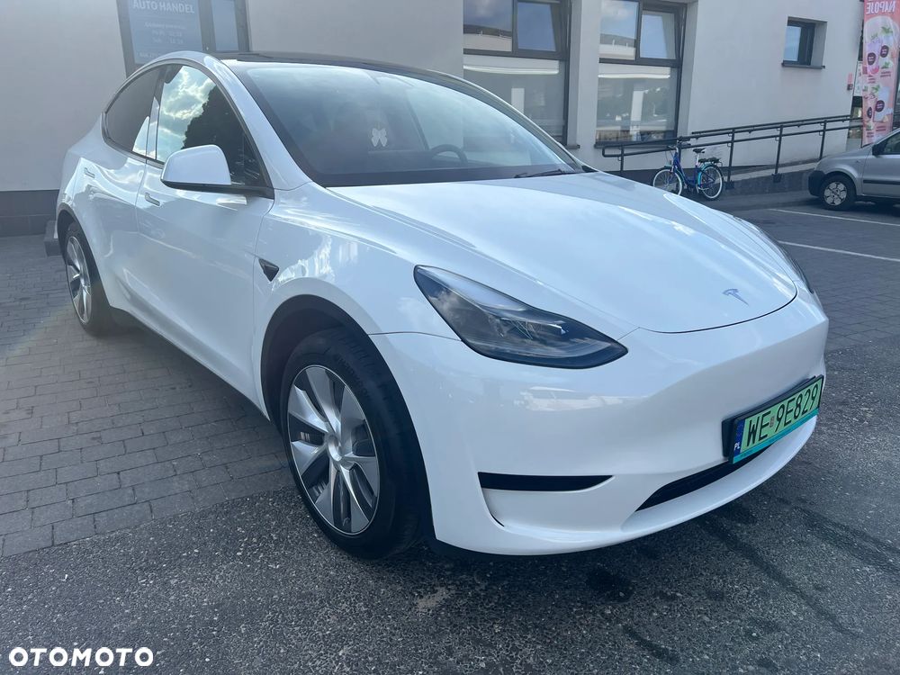 Tesla Model Y RWD - 2