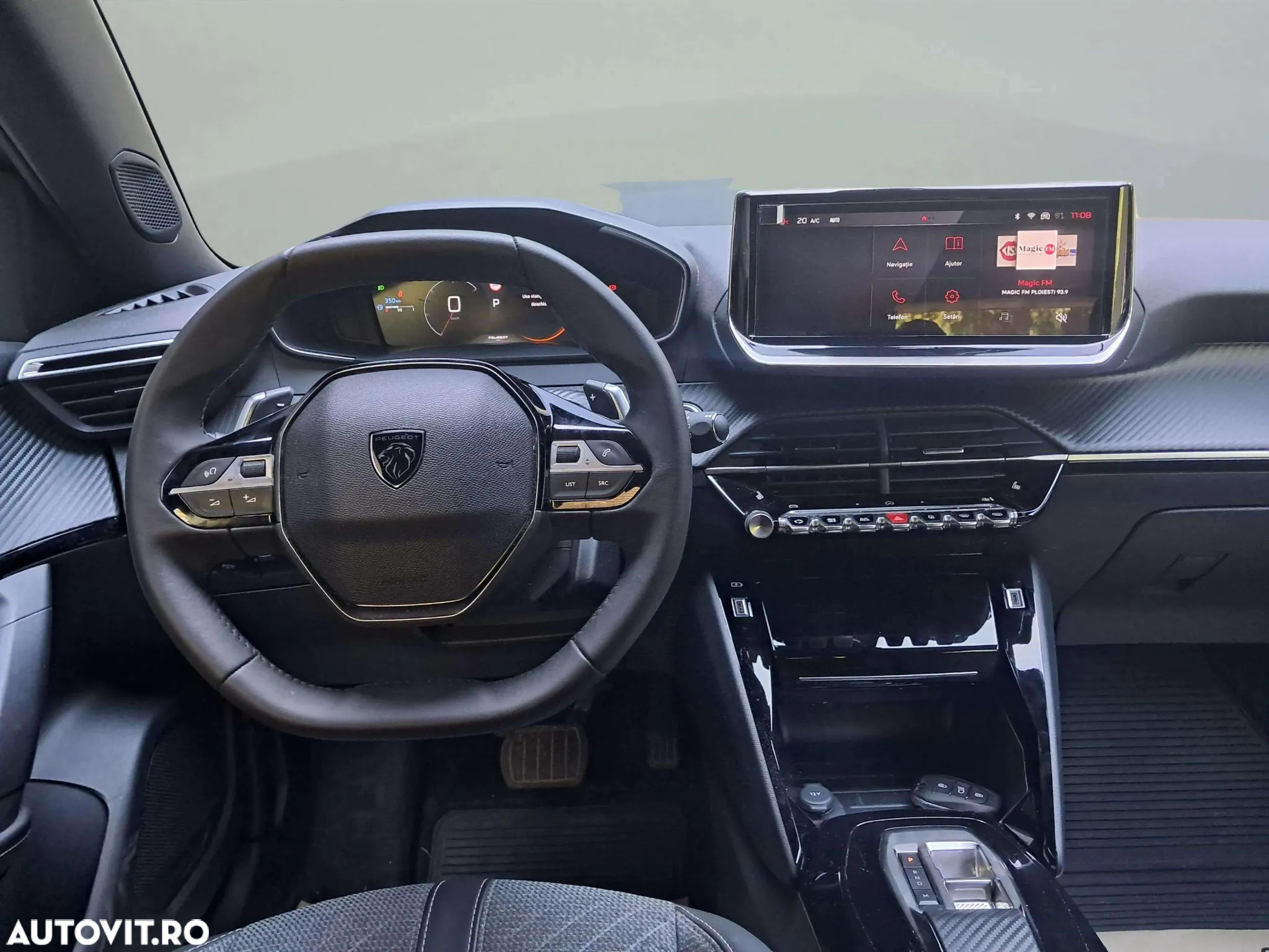 Peugeot 2008 1.2 L PureTech STT EAT8 Allure - 7