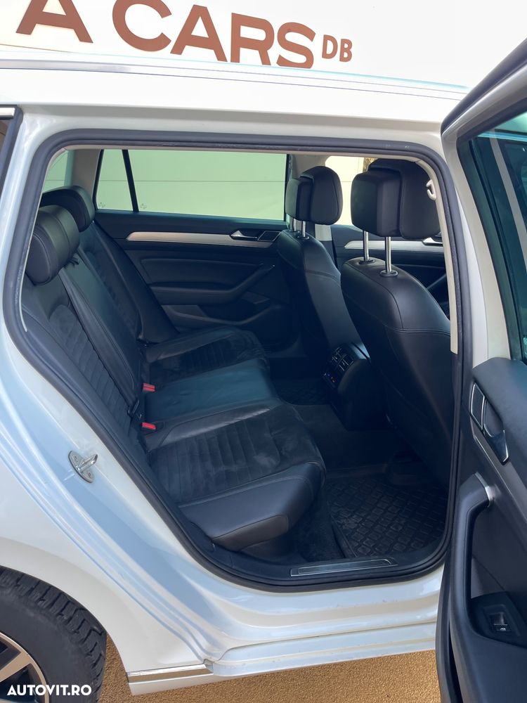 Volkswagen Passat 2.0 TDI DSG Highline - 20