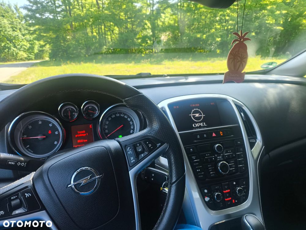 Opel Astra 2.0 CDTI DPF Cosmo - 7
