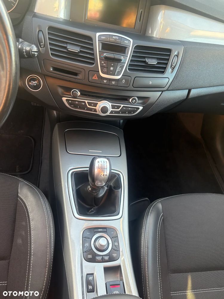 Renault Laguna - 9