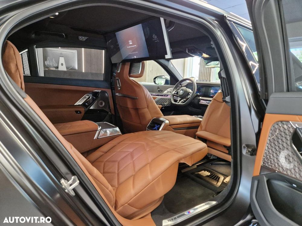 BMW Seria 7 - 13