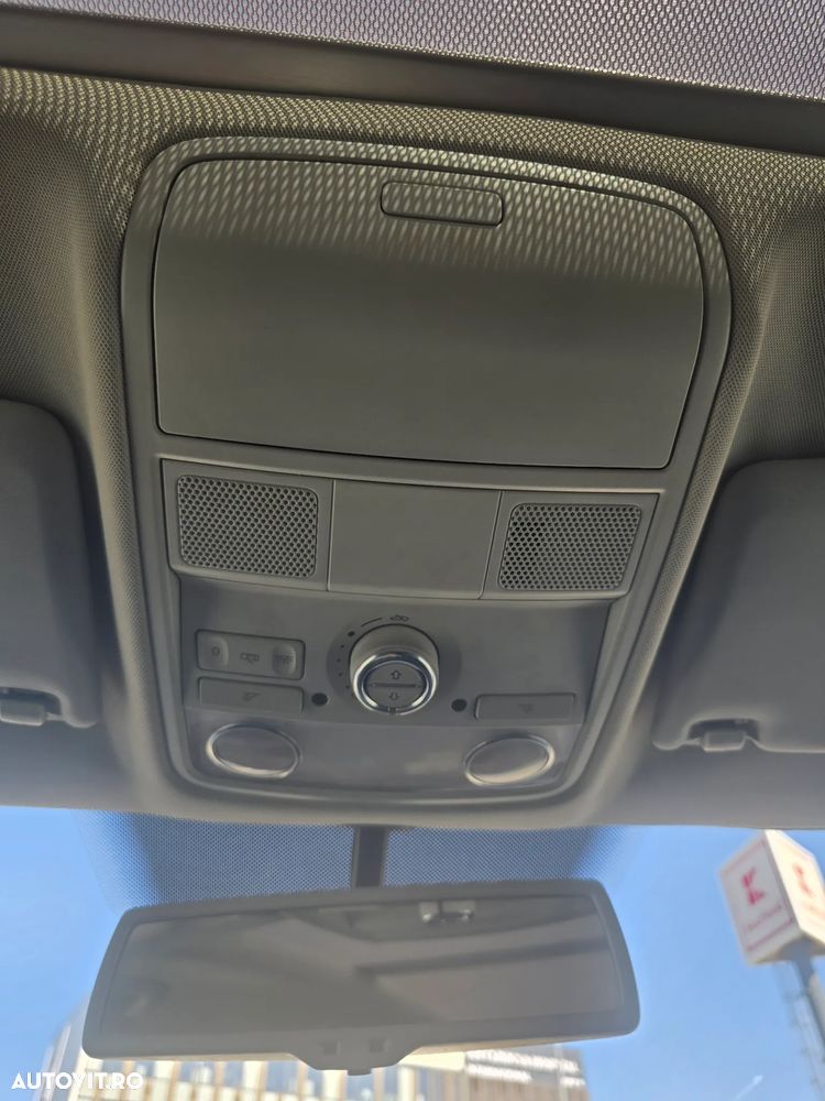 Volkswagen Tiguan - 30