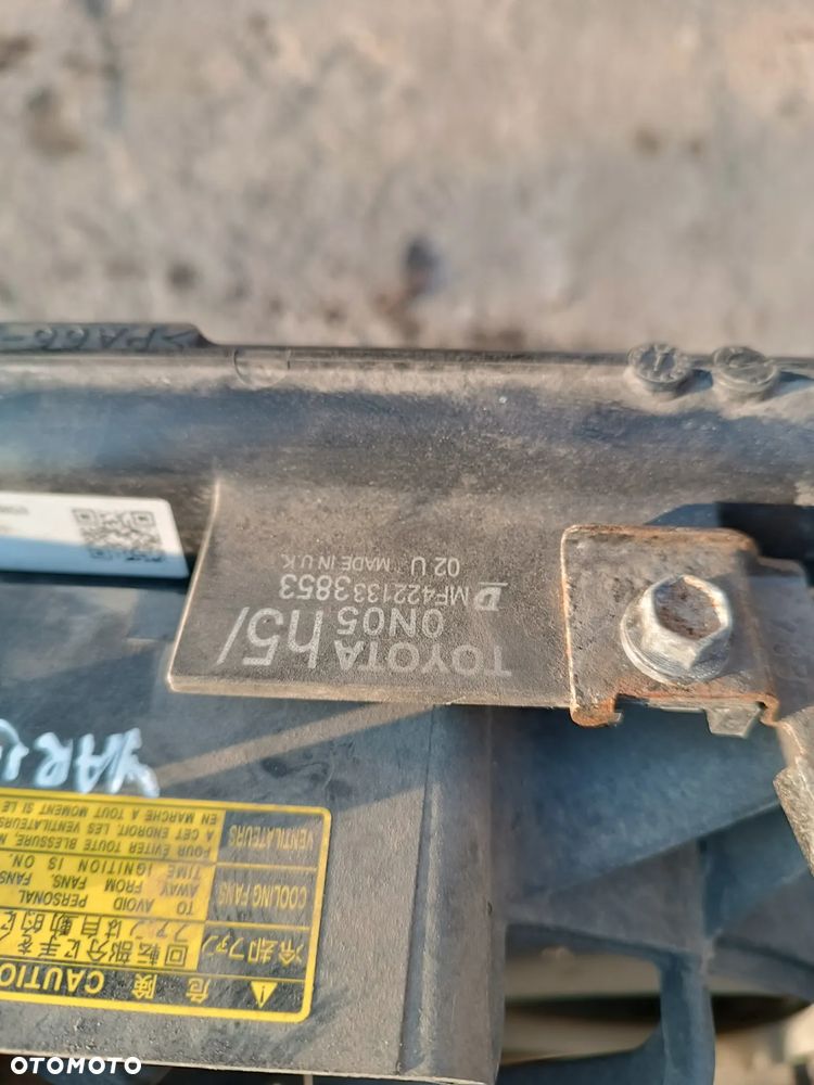 PAS PRZEDNI CHŁODNICE WENTYLATOR TOYOTA YARIS III 1.4 17R - 5