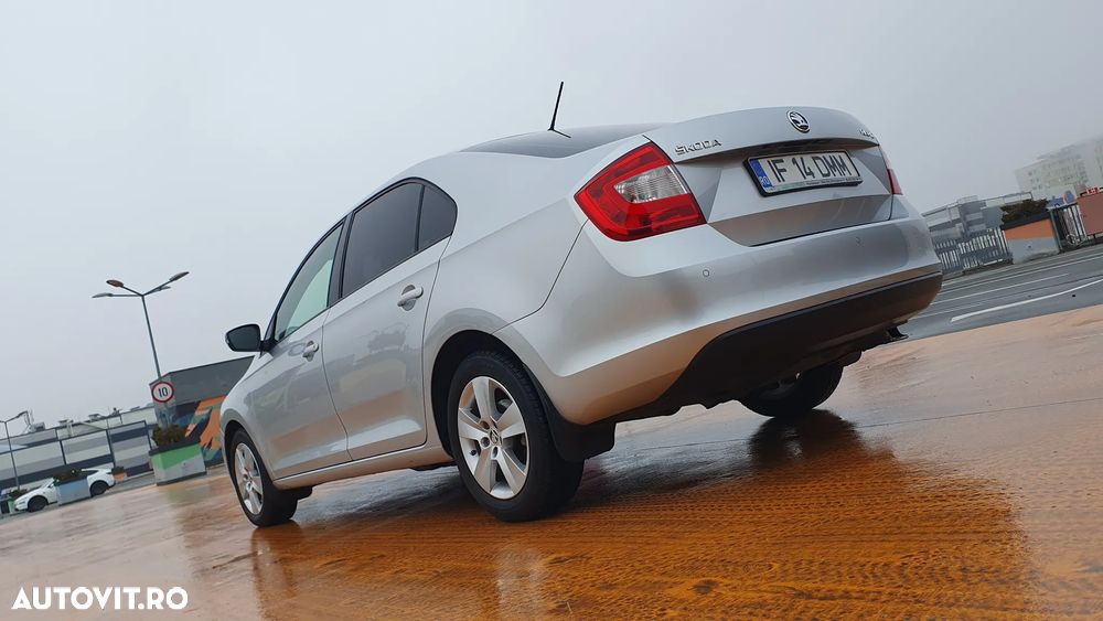 Skoda RAPID 1.2 TSI Style - 37