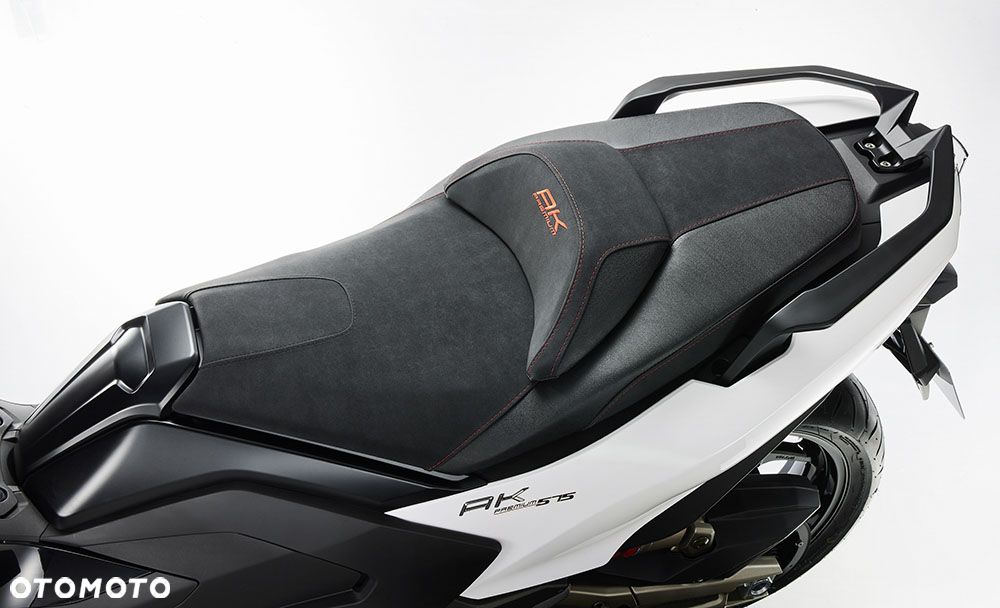 Kymco AK 575 - 9