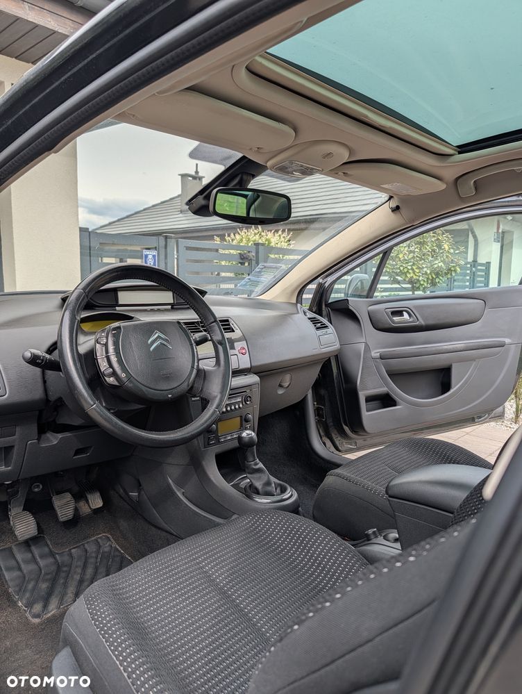 Citroën C4 1.6 16V VTR Pack - 18