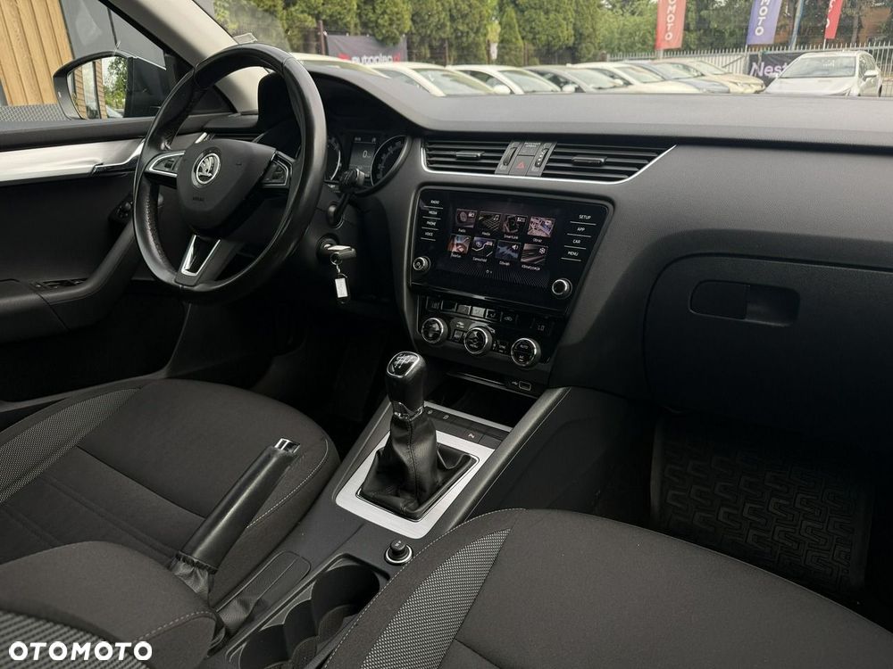 Skoda Octavia 1.6 TDI SCR Ambition - 15