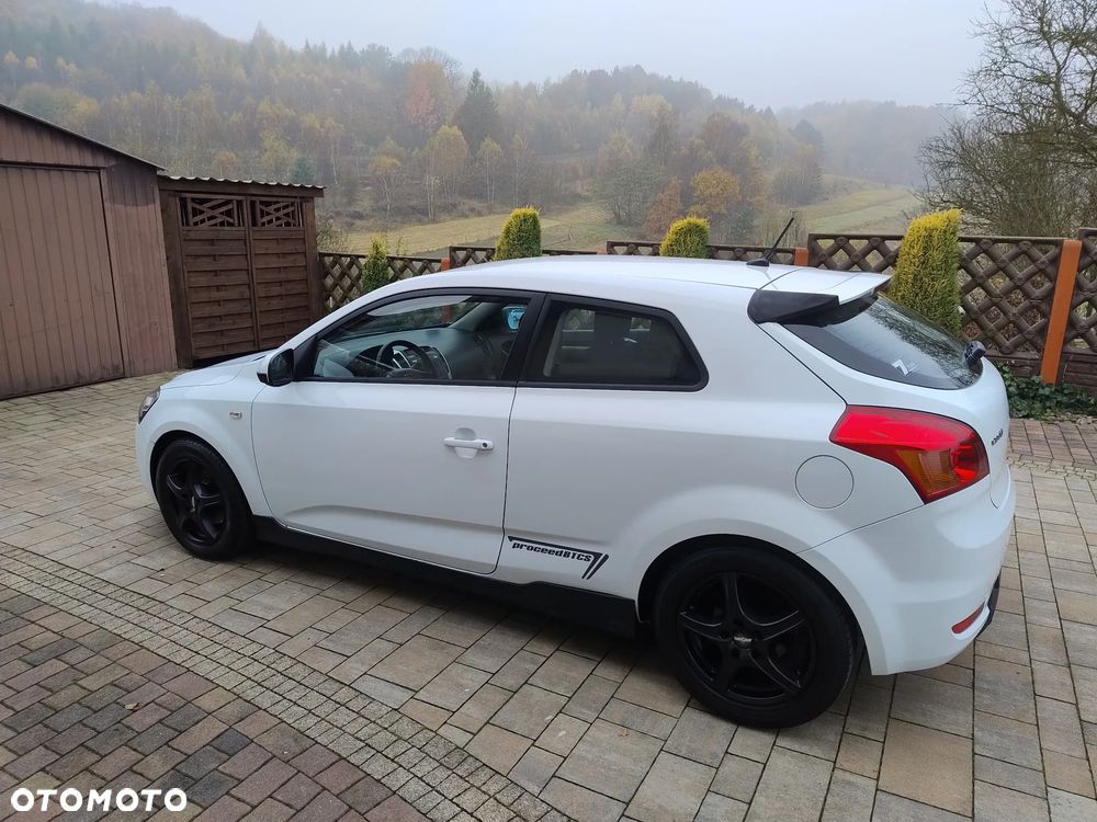 Kia ProCeed 1.4 L - 3