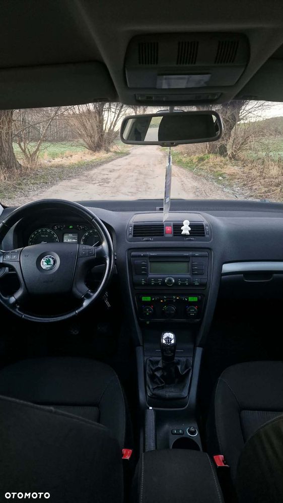 Skoda Octavia 1.6 Active - 6