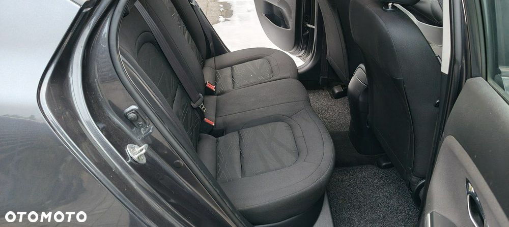 Kia Ceed 1.4 Vision - 8