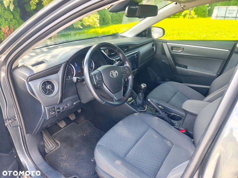 Toyota Corolla 1.6 Active - 8