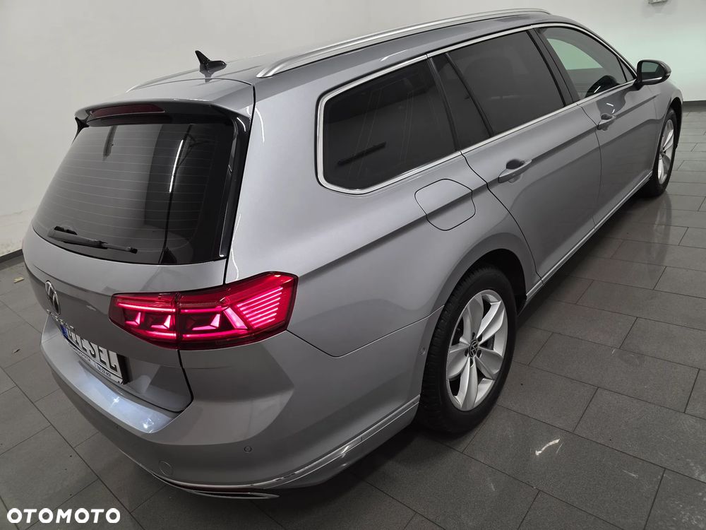 Volkswagen Passat - 6