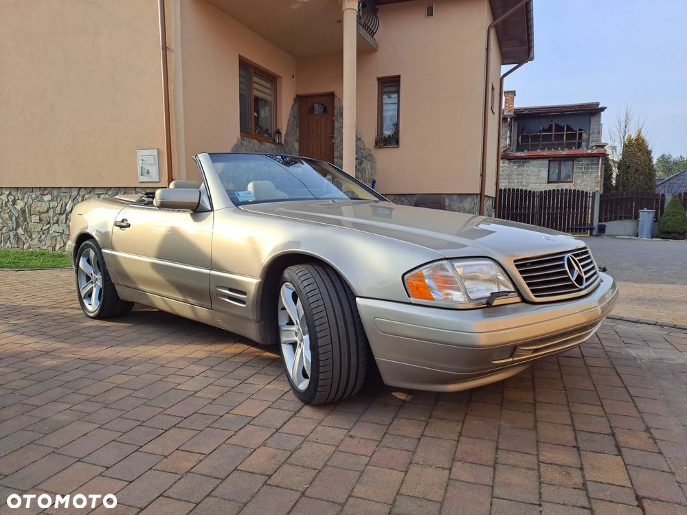 Mercedes-Benz SL - 1