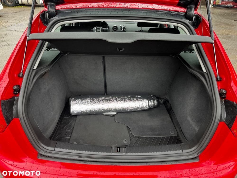 Audi A3 Sportback - 12