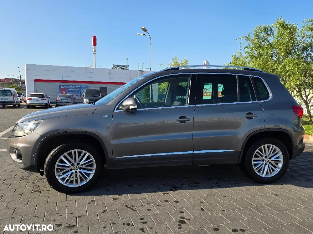 Volkswagen Tiguan 2.0 TDI DPF 4Motion BlueMotion Technology DSG Cup Track & Style - 4