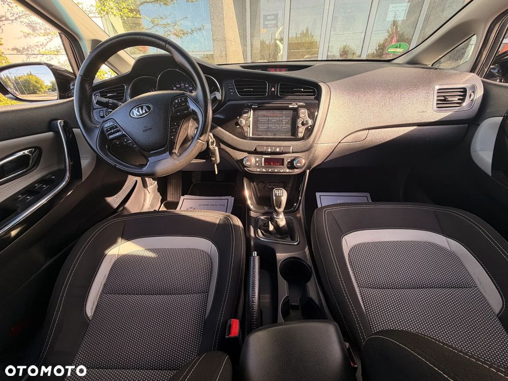 Kia Ceed 1.6 GDI ISG Spirit - 5