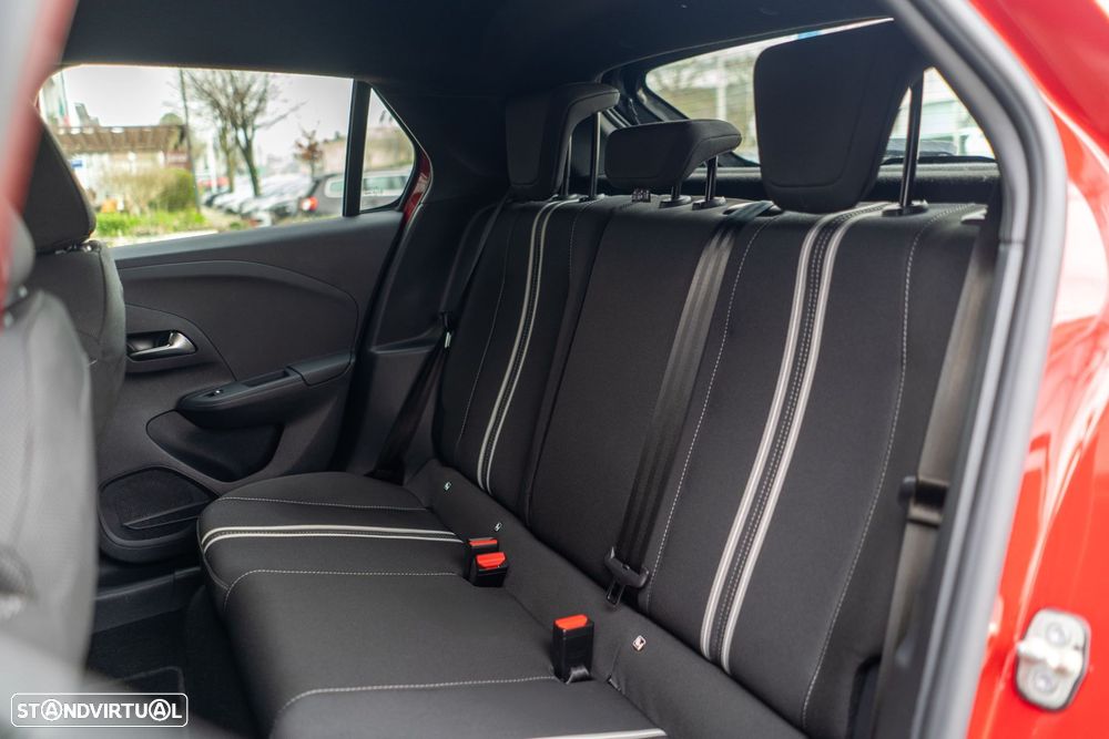 Opel Corsa 1.2 T GS - 35