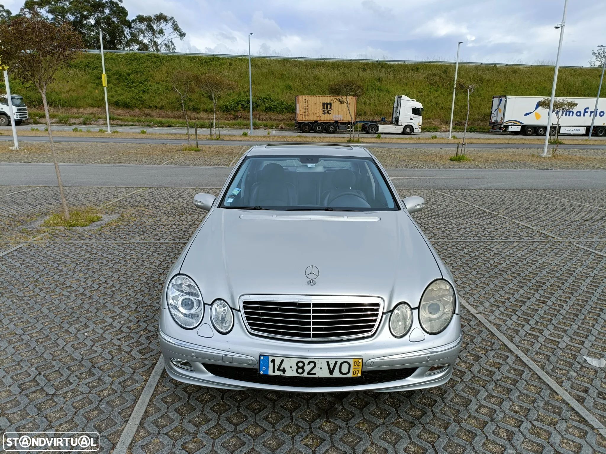 Mercedes-Benz E 270 - 1