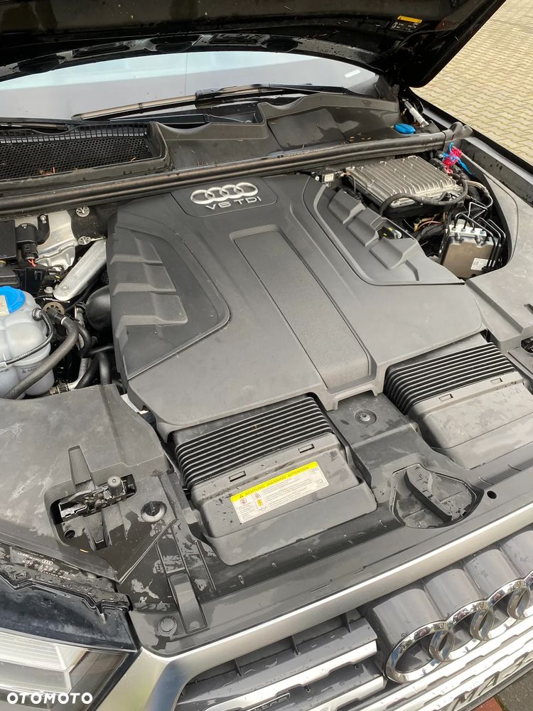 Audi Q7 - 6