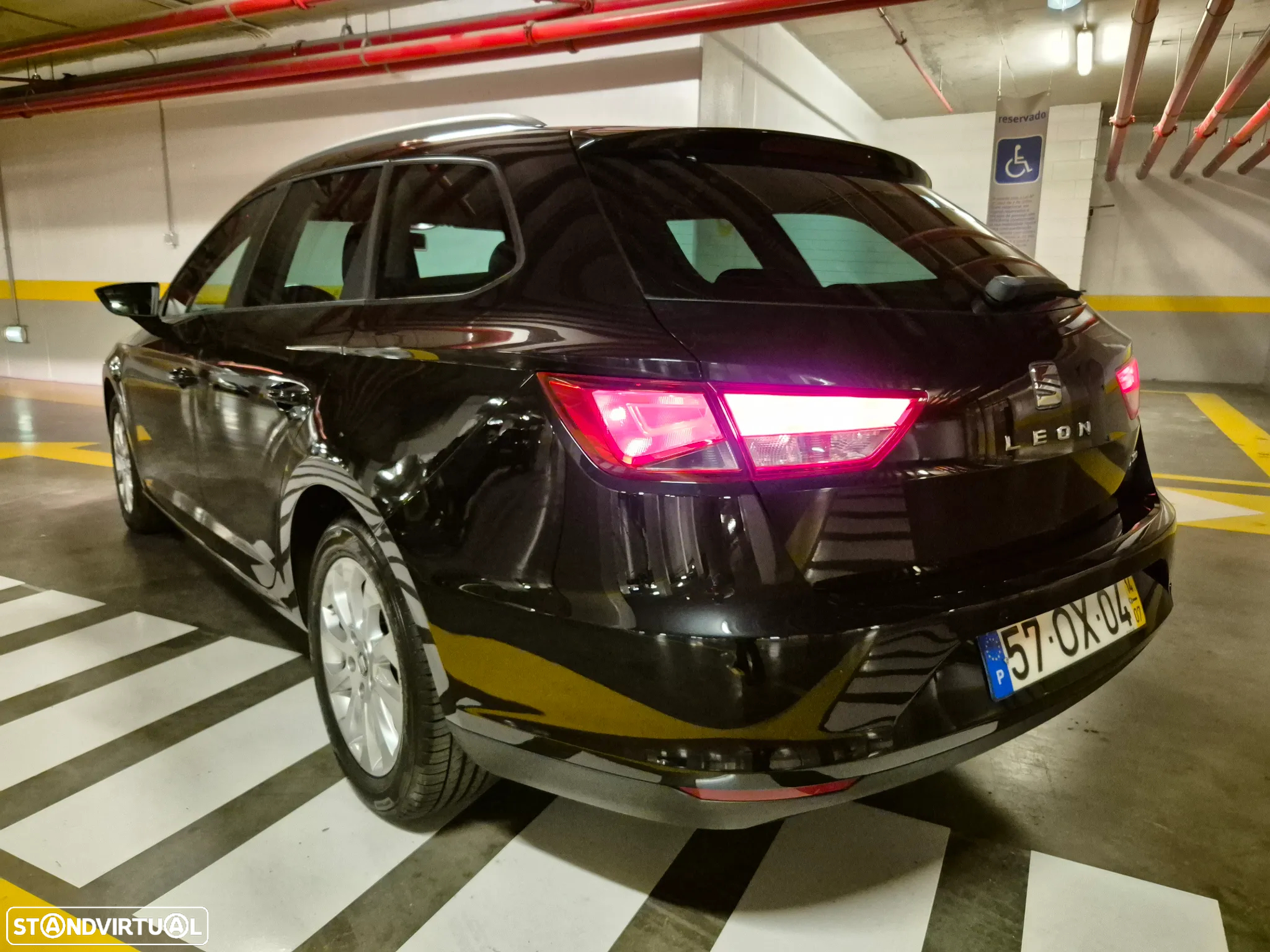 SEAT Leon ST 1.6 TDI Style Ecomotive - 20