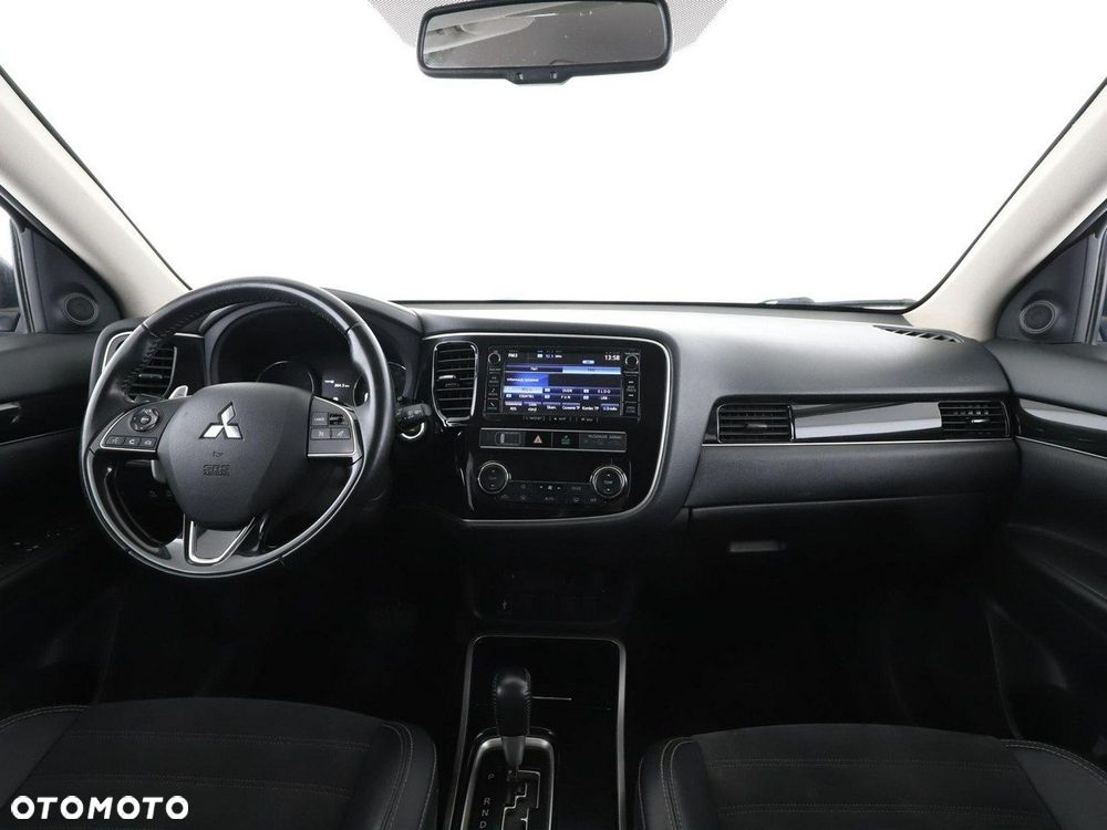 Mitsubishi Outlander 2.0 2WD CVT Diamant+ - 16