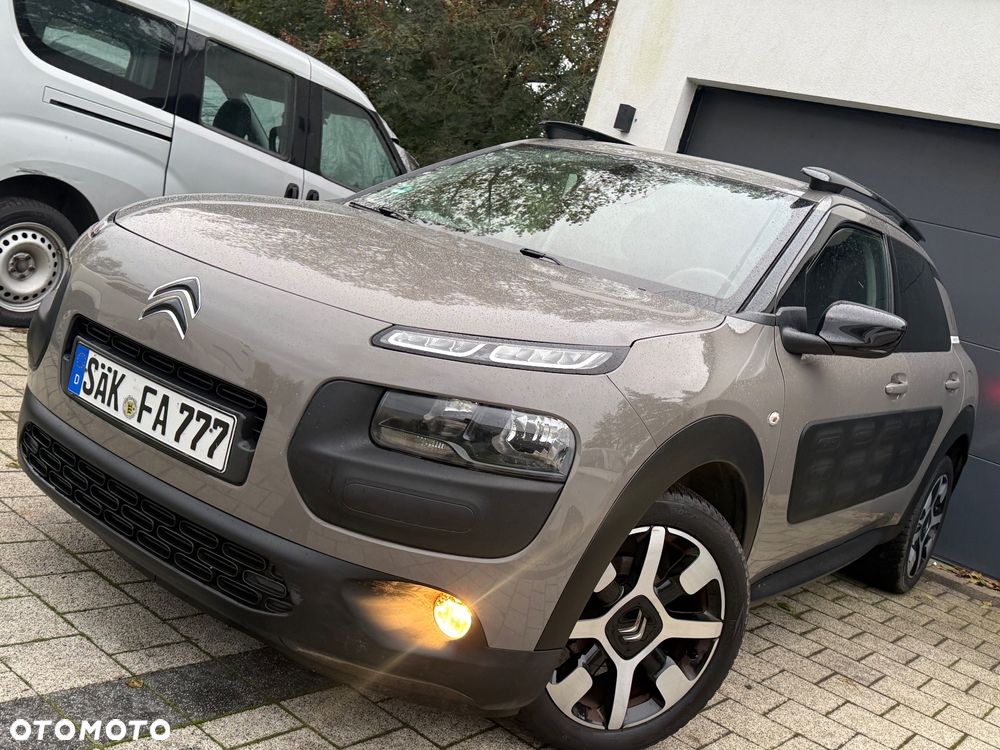 Citroën C4 Cactus 1.2 PureTech Shine S&S - 9