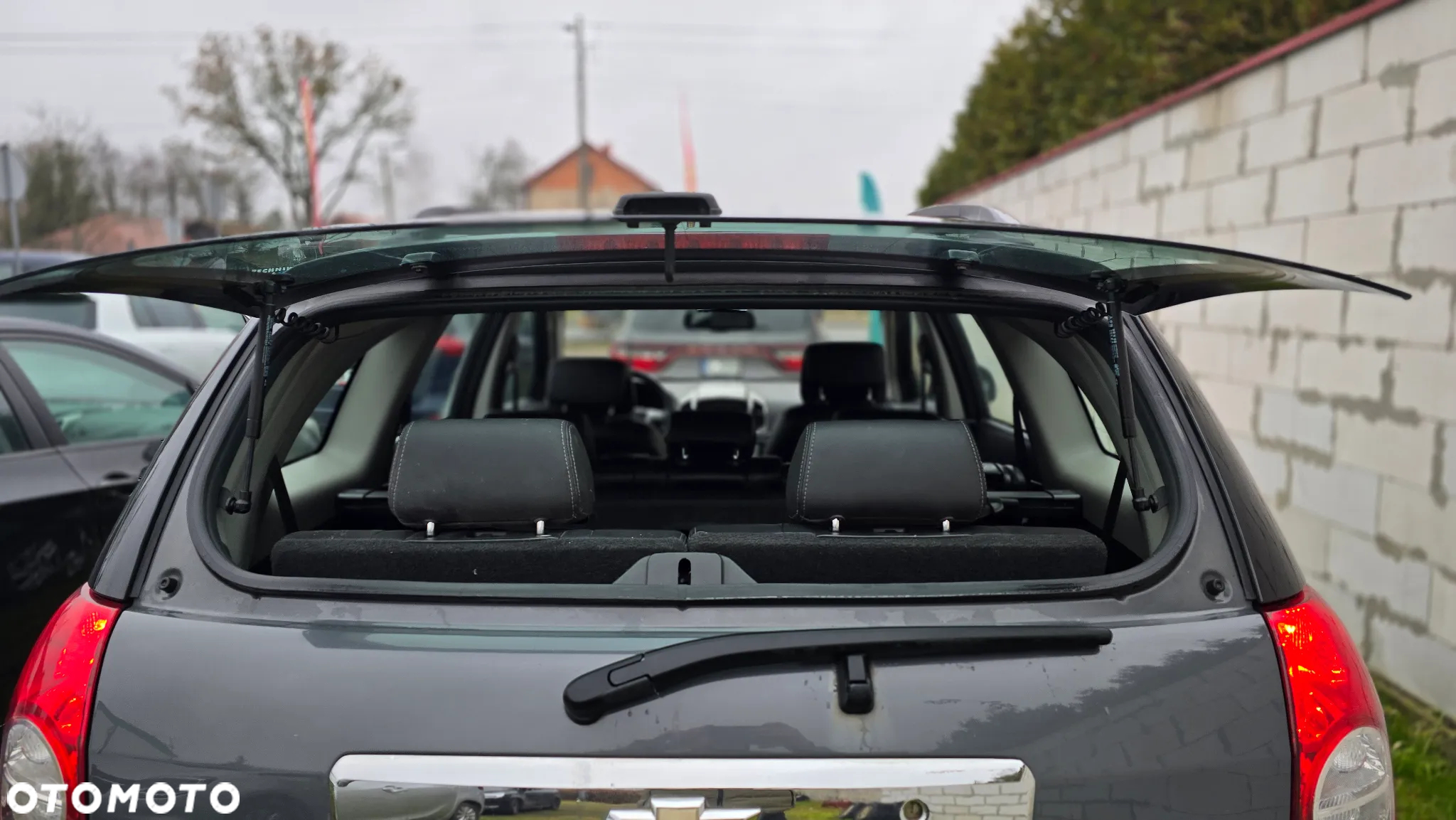 Chevrolet Captiva 2.4 2WD Travel Edition - 37